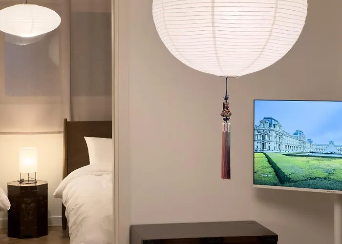 Sinchon 4rooms 6beds 2bathroom Cozy Korean-style Loft House